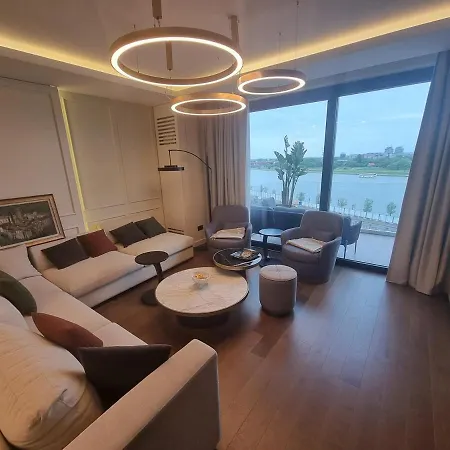 Exclusive Bw Terraces *